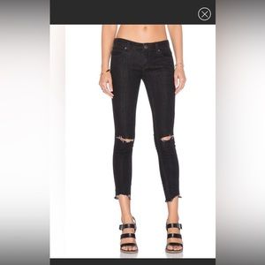 FREE PEOPLE ripped distressed black washed skinny ladies jeans in size 25